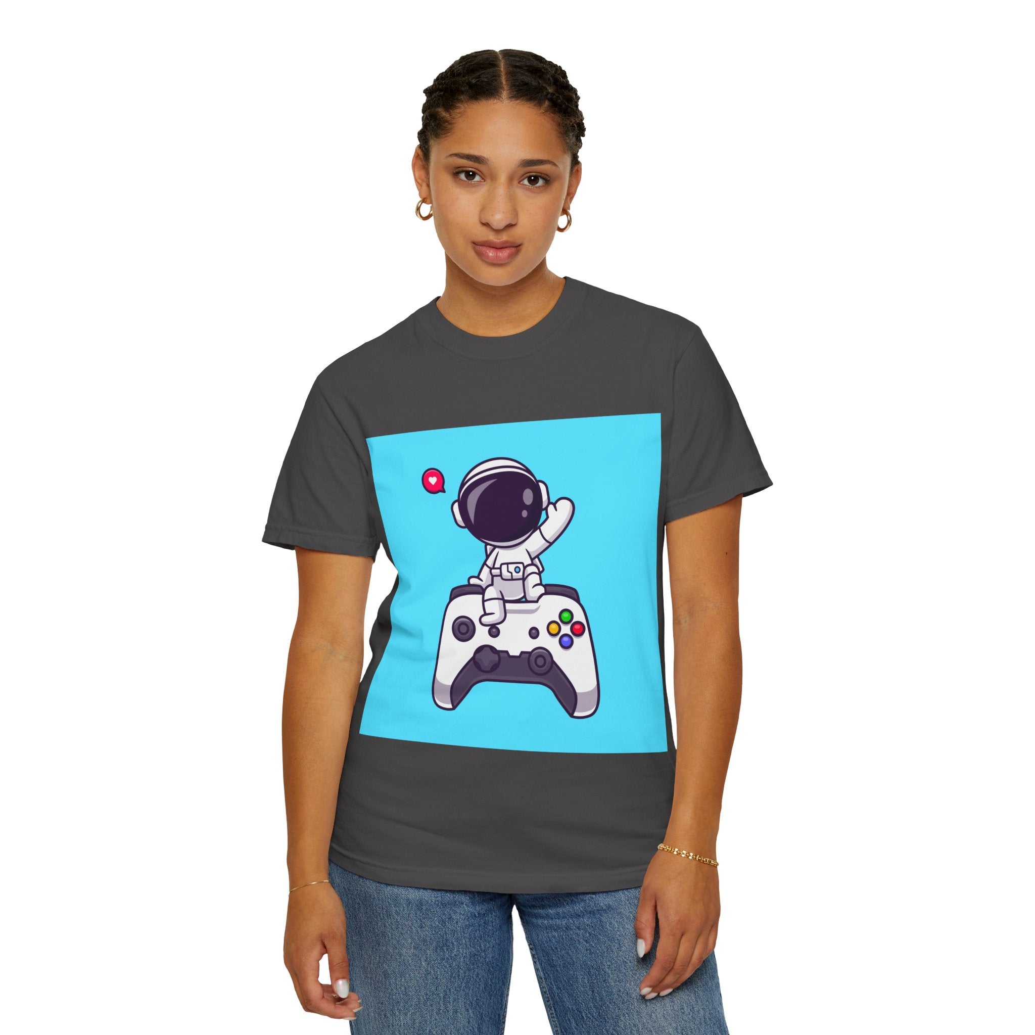 Astronaut Gamer T-Shirt, Unisex Gaming Shirt, Space-Themed Shirt, Gift for Gamers, Creative Casual Wear