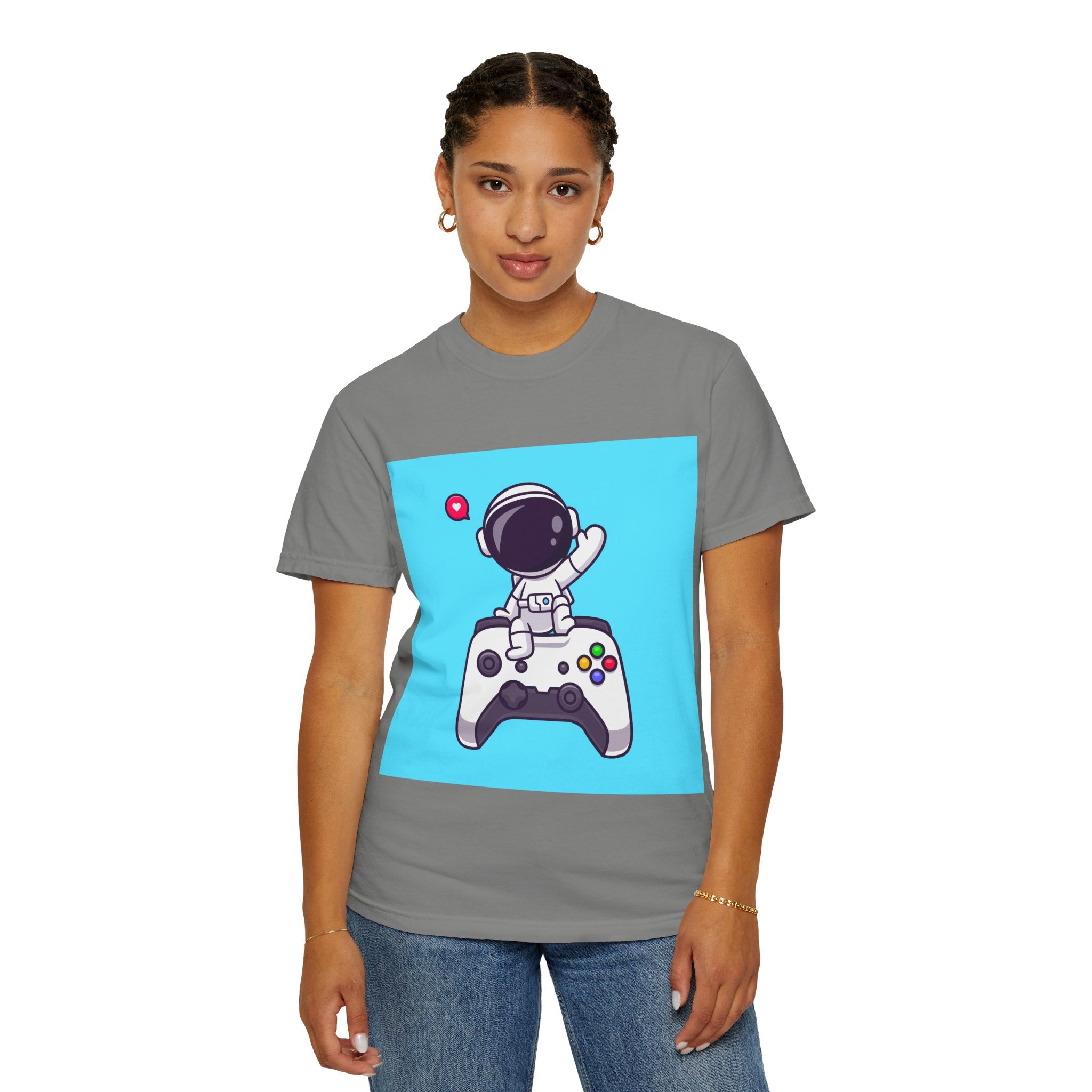 Astronaut Gamer T-Shirt, Unisex Gaming Shirt, Space-Themed Shirt, Gift for Gamers, Creative Casual Wear