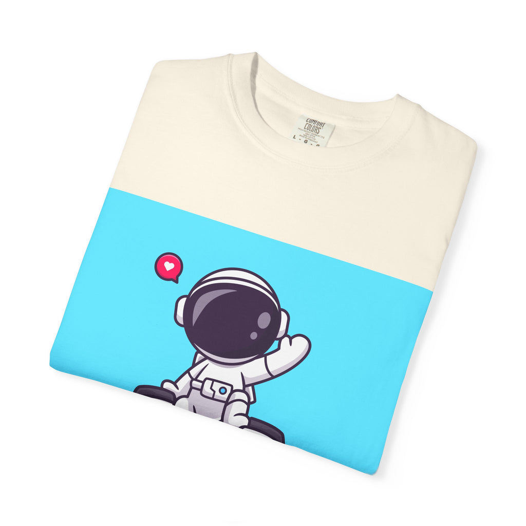 Astronaut Gamer T-Shirt, Unisex Gaming Shirt, Space-Themed Shirt, Gift for Gamers, Creative Casual Wear