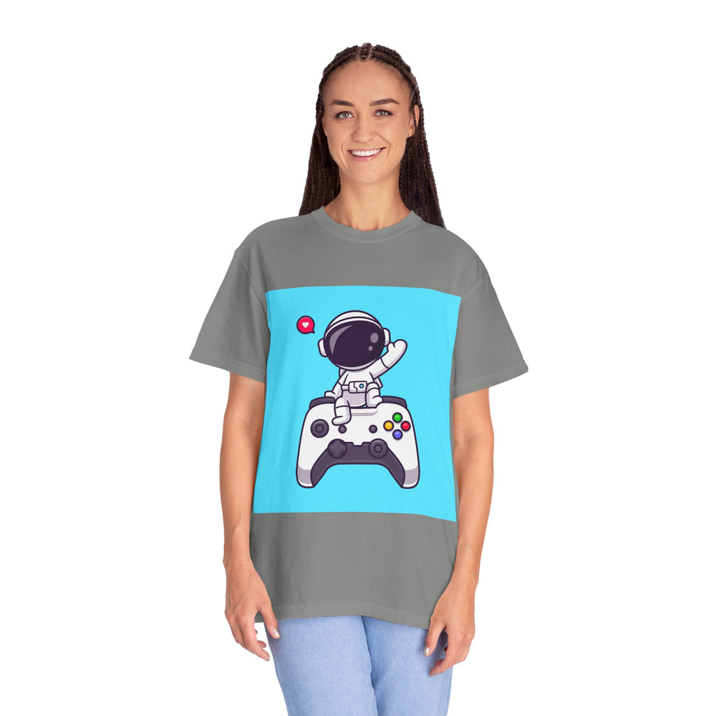 Astronaut Gamer T-Shirt, Unisex Gaming Shirt, Space-Themed Shirt, Gift for Gamers, Creative Casual Wear