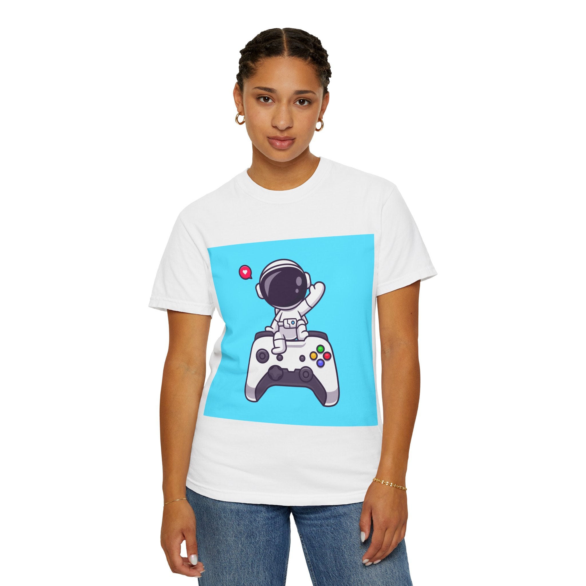 Astronaut Gamer T-Shirt, Unisex Gaming Shirt, Space-Themed Shirt, Gift for Gamers, Creative Casual Wear